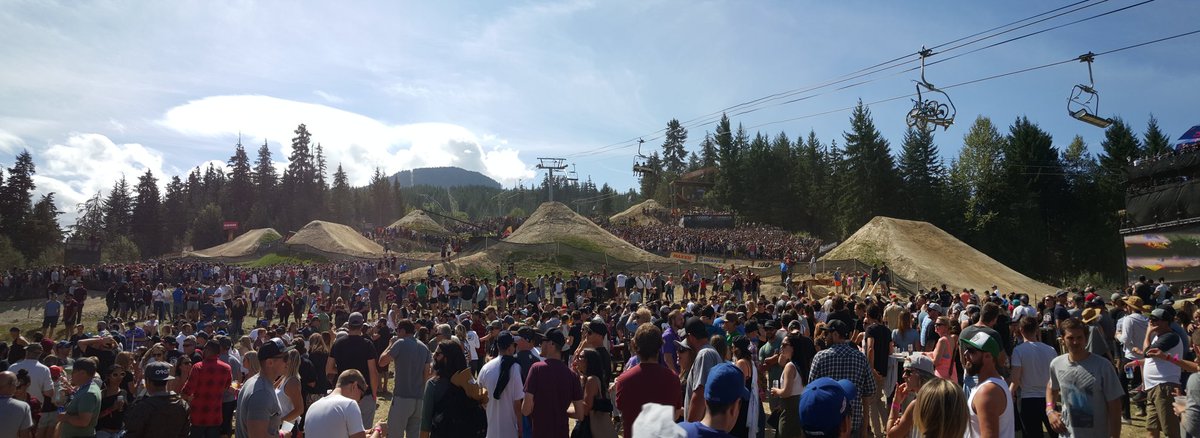 vanderjeugd's tweet photo. Yesss! @BrandonSemenuk wins #RedBullJoyride for the 5th time! @johanssoemil in 2nd place! #C3Project on fire! @TrekBikes https://t.co/B8yGtuQFBE