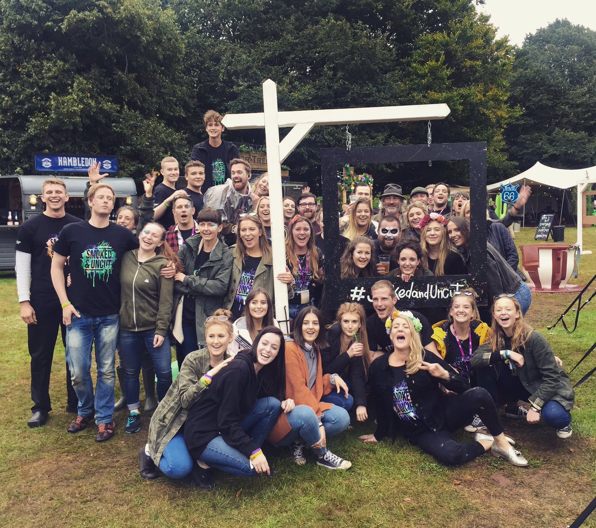SmokedandUncut's tweet photo. Great crowd, great team 👊🏻 goodnight all! #smokedanduncut #pigteam #festival https://t.co/m1pL9IwwgT
