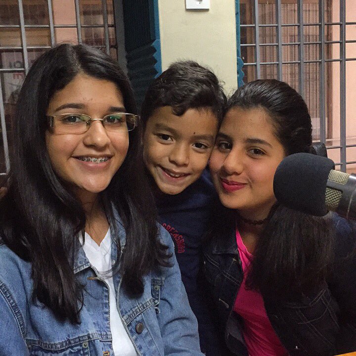elescaparatico's tweet photo. Seguimos en vivo por @Suite891FM hasta las 6PM https://t.co/LYhSSOTskG