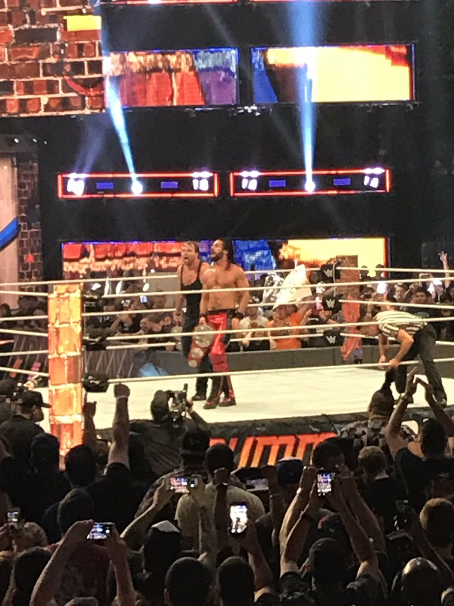 TalkWrasslin's tweet photo. Match of the Night (so far)#summerslam https://t.co/LZGyWQuvVD
