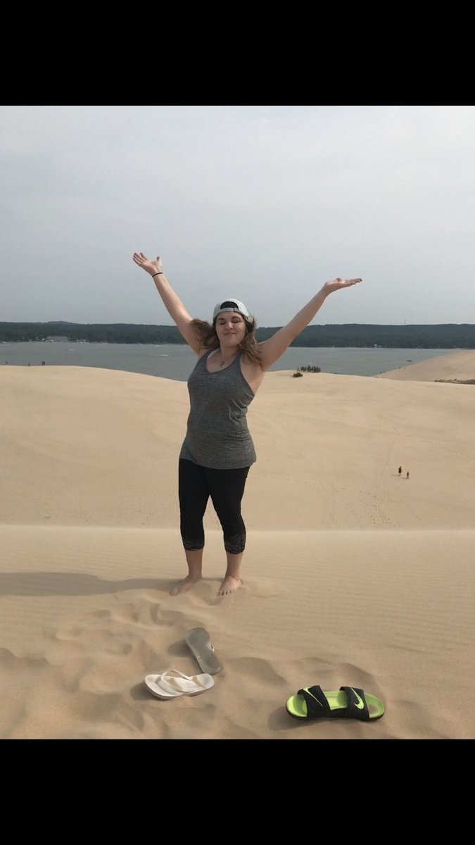 HalleB11's tweet photo. New York➡️ Philly➡️ Sliver lake Michigan https://t.co/99HNeKDGnu