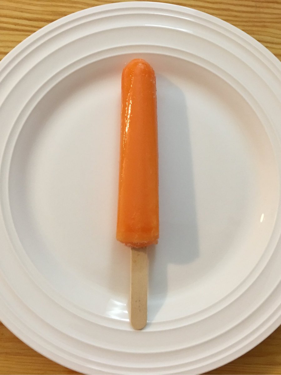 EazyDiabetes's tweet photo. Hello #Diabetes)I found this popsicle.#Nestle #OutshineFruitBars. Easy to count carb,1bar=0.5 carb, Good source of vitC https://t.co/3xqfE8zM95