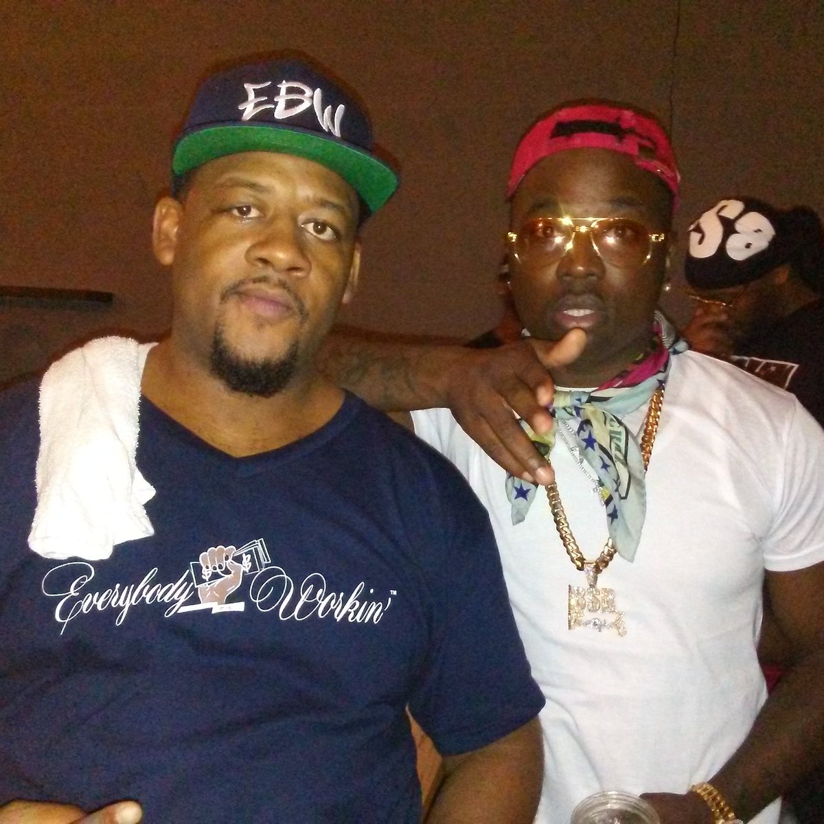 EverybodyWorkin's tweet photo. #Aroc and @troyave #MoneyOnMyMind https://t.co/dTql8lBxEf @Tip #remix #Bsbrecords #hustlegang #Everybodyworkin https://t.co/KOsNC8VoaU