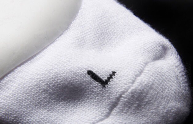 _MetaSox's tweet image. Developed with the help of elite players &amp;amp; designed to work with the latest football boots, #MetaSox protects you from metatarsal injury ⚽️