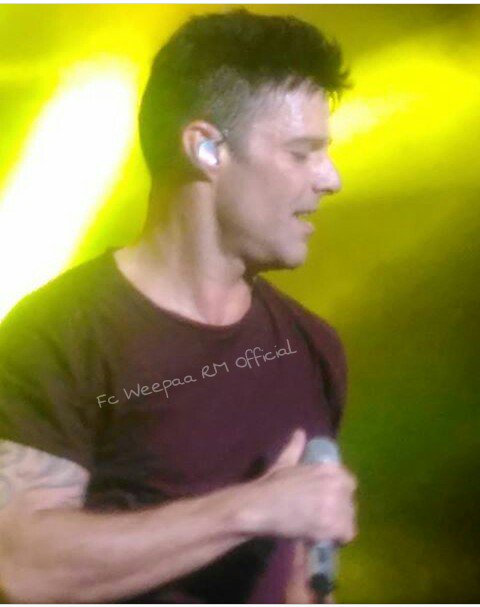 RMweepaa's tweet photo. @ricky_martin Bori veni xfi!  #CostaRica #LasEstrellas #BuenosDias #FelizDiaDelNino @RMwebteam @GastonZulianiOk  @TigreAnyOk @CaroRuedaG https://t.co/sv0HevyYdv