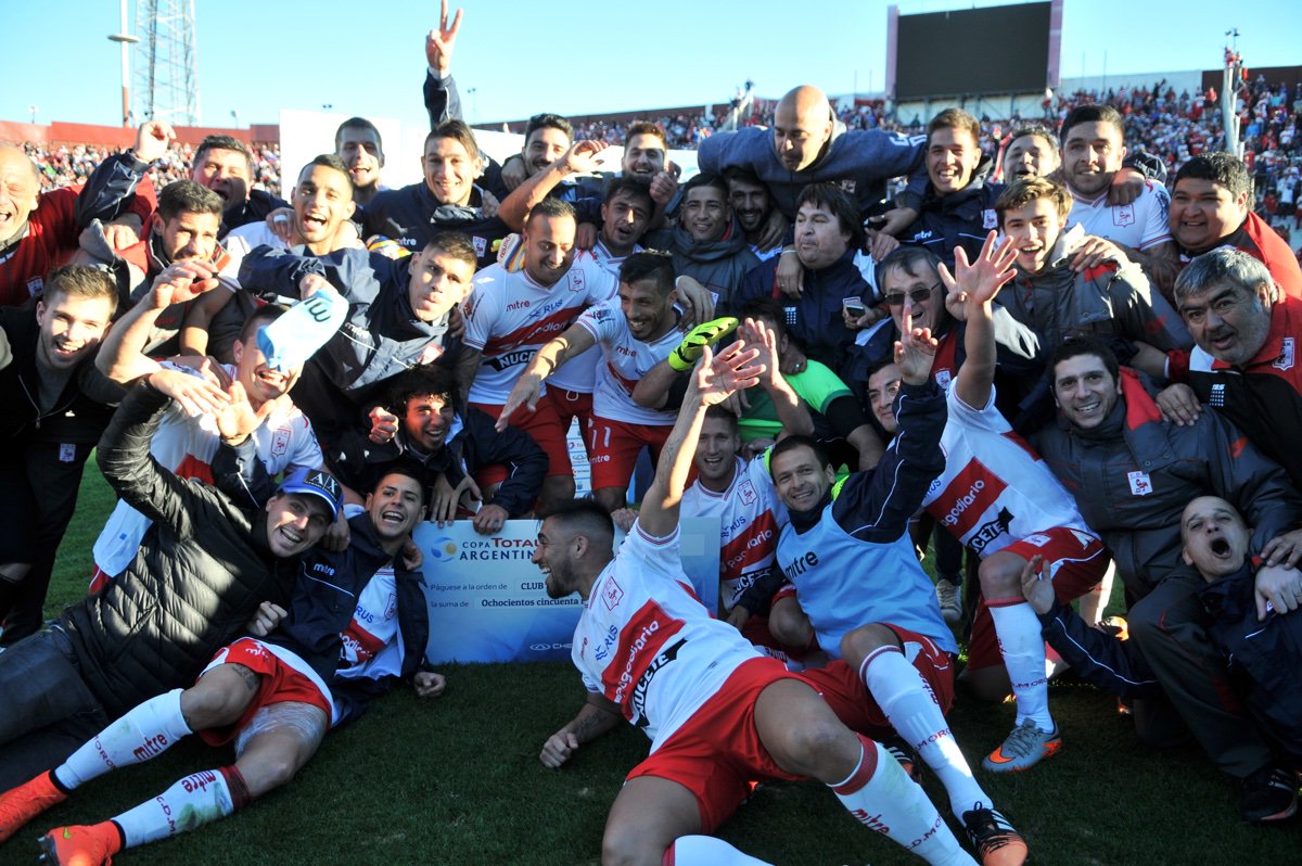 Copa_Argentina's tweet photo. #DeportivoMorón sorprendió a #SanLorenzo y lo eliminó de la #CopaTOTALArgentina
https://t.co/xgwxx4uTJb https://t.co/xt830mXeSt