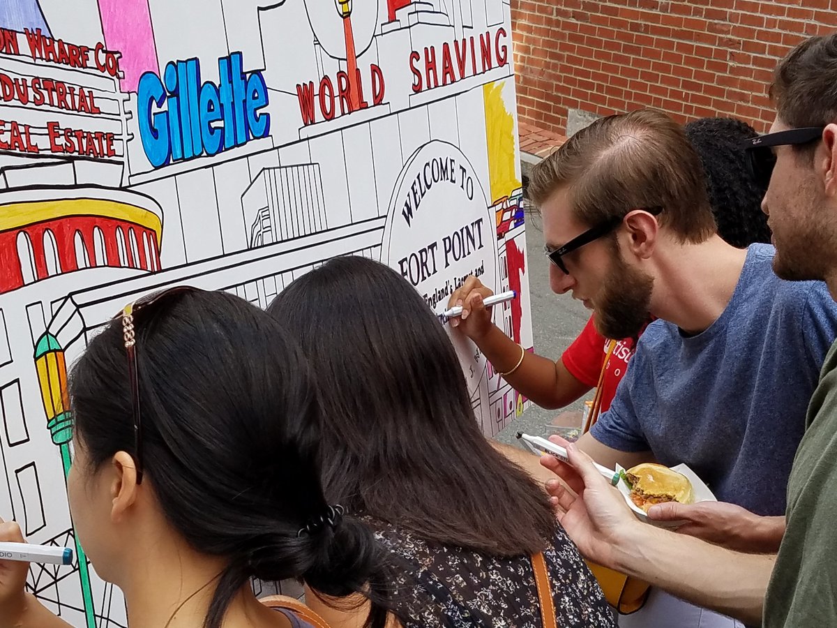 rbfrank's tweet photo. What happens when @AFHBoston shows up at a neighborhood fest. #fortpointfest
#interactiveart #painttogether #afhboston #bostonart https://t.co/mguLyM1IxT
