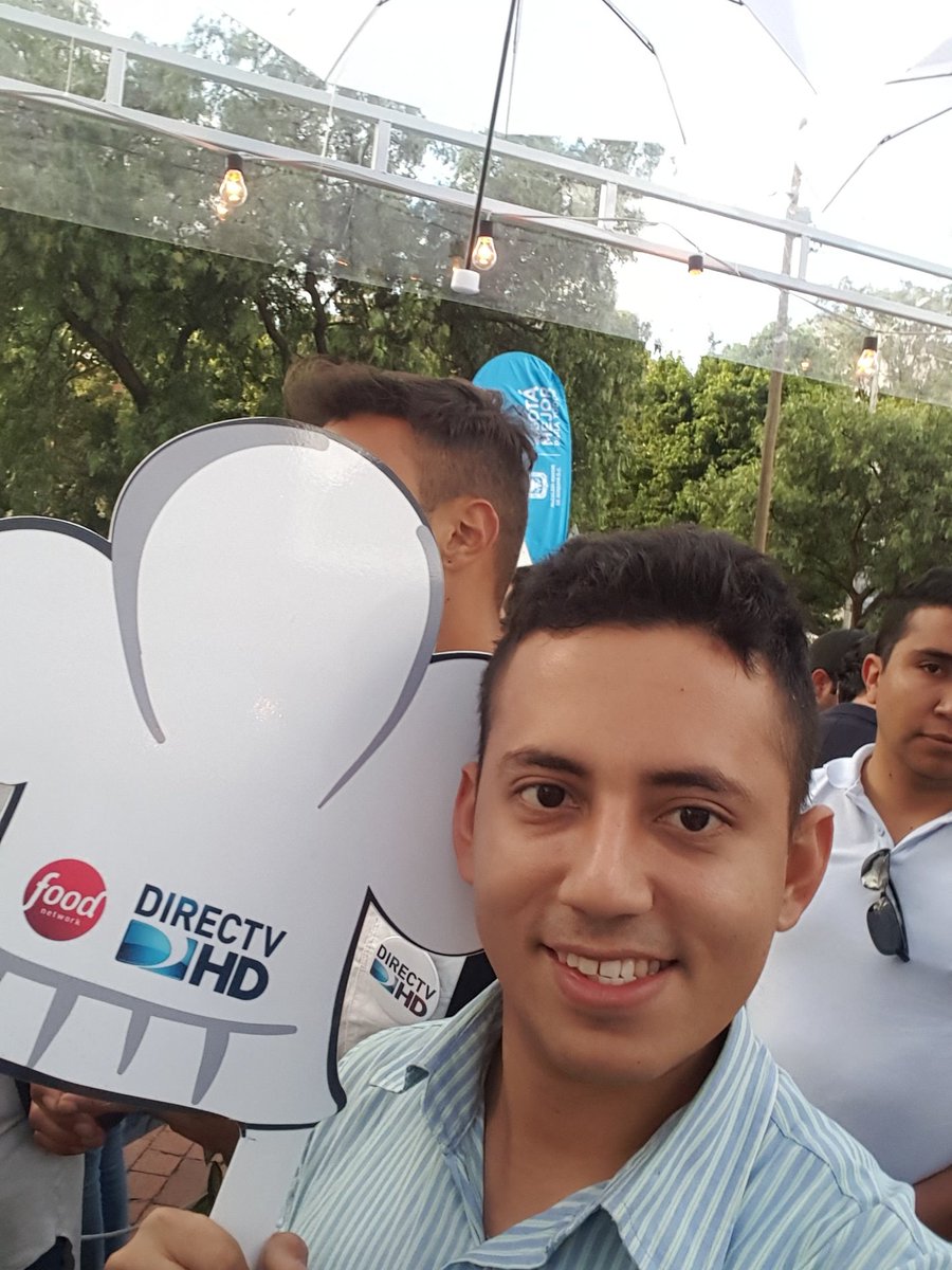 juancpatio's tweet photo. #locosxdirectvhd #locosxfoodnetwork https://t.co/aJVnUzXjeZ