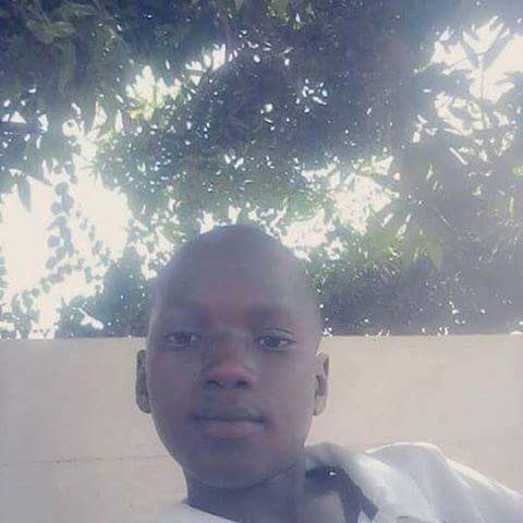 papedemba_d's tweet photo. Mouhamed Rassoul Diop s'est perdu à Rufisque le vendredi matin en quittant son daara Daroul Maraya. Contact: 775505550/774305250 #RTapprécié https://t.co/KCTXialbVC