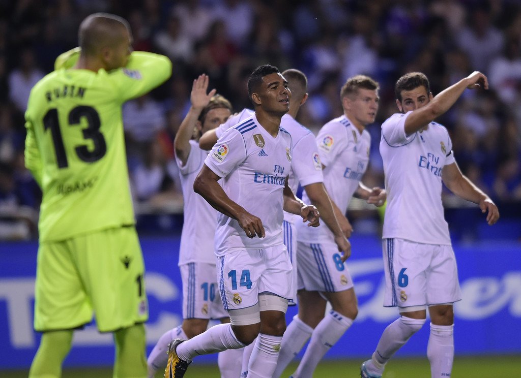 InfiniteMadrid's tweet photo. Pictures from Deportivo - Real Madrid. #DEPRMA https://t.co/olSAP61oAb