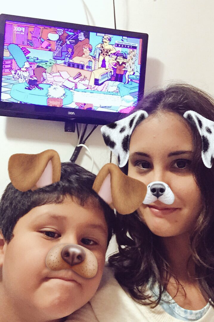 fiore036's tweet photo. #FeriadoSimpson @CanalFox_la 😀👌🏼 https://t.co/SujzCZ2GI1