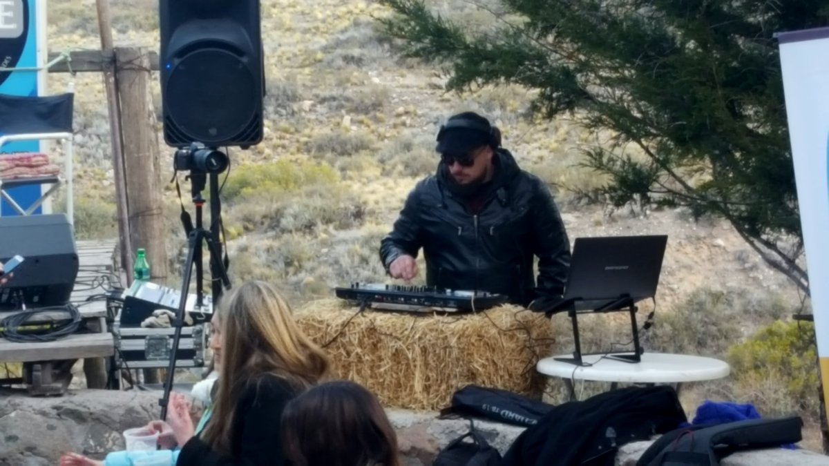 marcheloz's tweet photo. Dj Rustico #SpiritsDay https://t.co/U9tcSAT4RC
