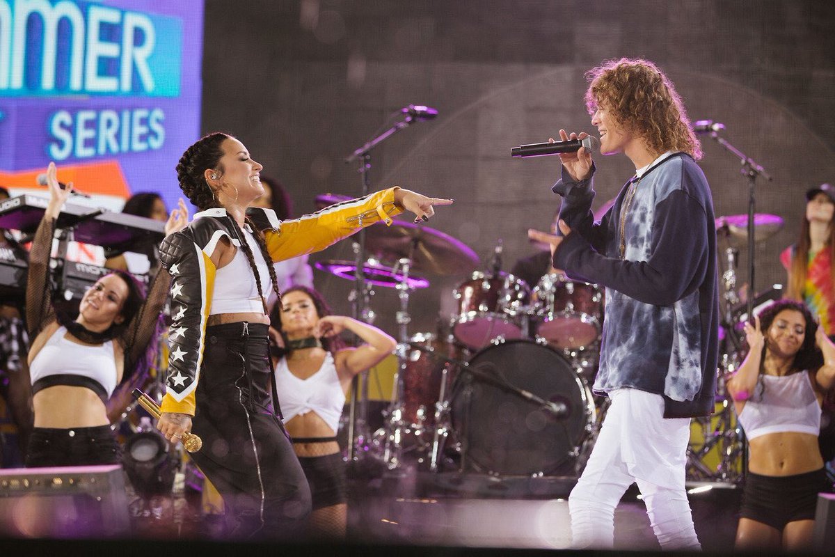 TrevorDahl's tweet image. HAPPY BIRTHDAY TO THIS GIRL. @ddlovato