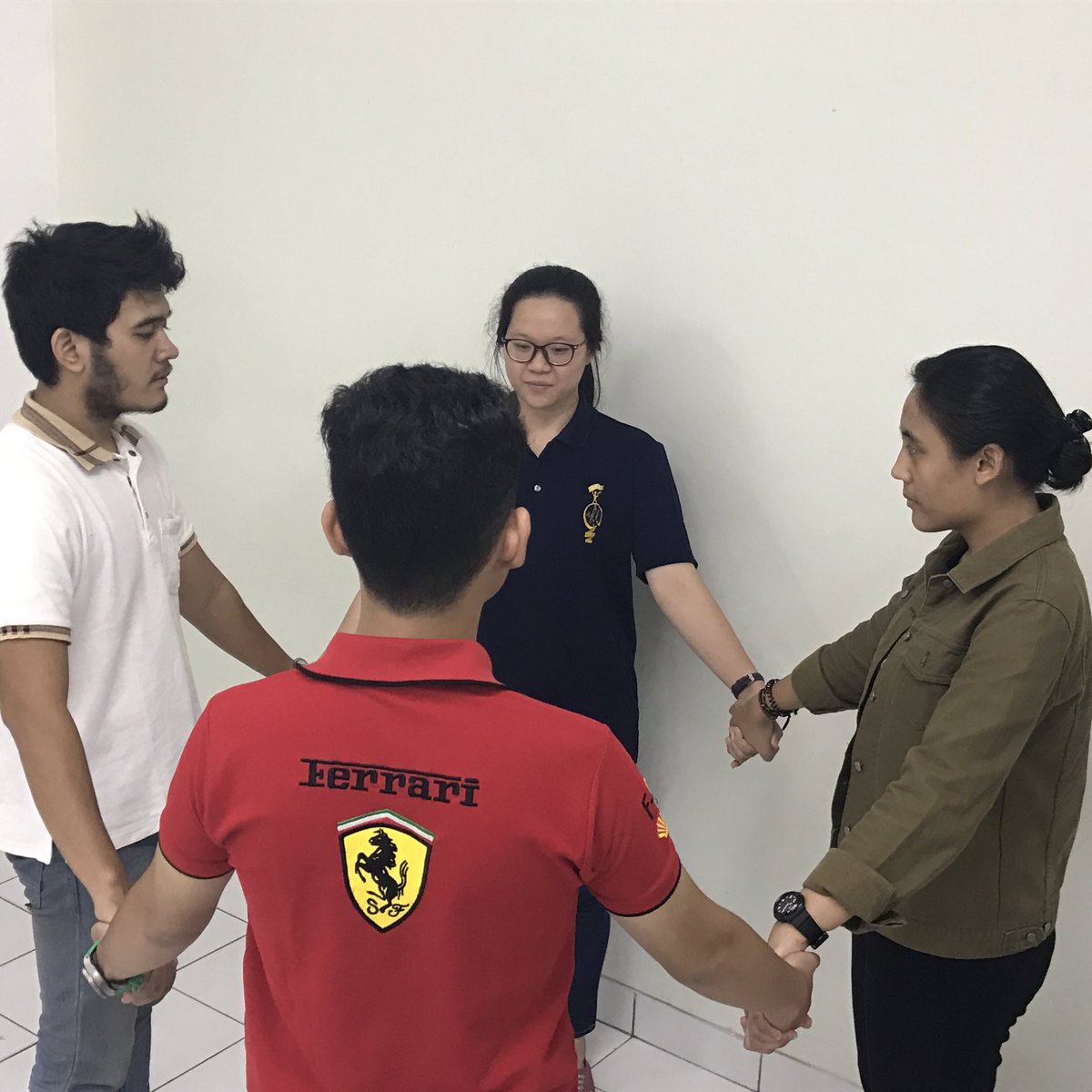 AlexanderArson's tweet photo. Nilai kristiani kita tanamkan dalam KASIH di kehidupan kita sehari-hari. #SahabatAtma #BanggaAtma #KUPP #PKSusulan1A https://t.co/wlTvWr64DI