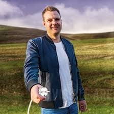 AmazingChevVolt's tweet photo. @Zapaman DO YOU KNOW/
@WiebeWkkr Is Driving His @VWGroup_en @Volkswagen #GolfEV #eGolf #EV From Norway To Australia.
#WithoutADropOfFuel
#PlugMeIn https://t.co/HOadL0OKVM