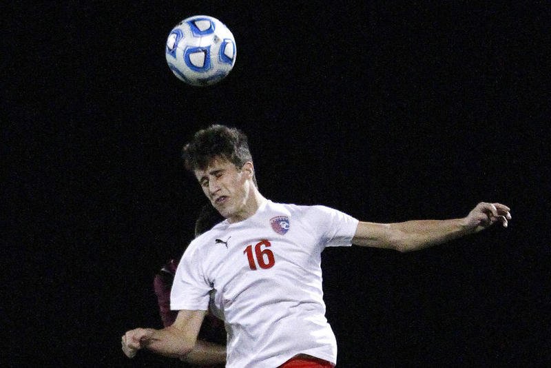High school boys soccer: 2017 team previews: nwherald.com/2017/08/20/hig…