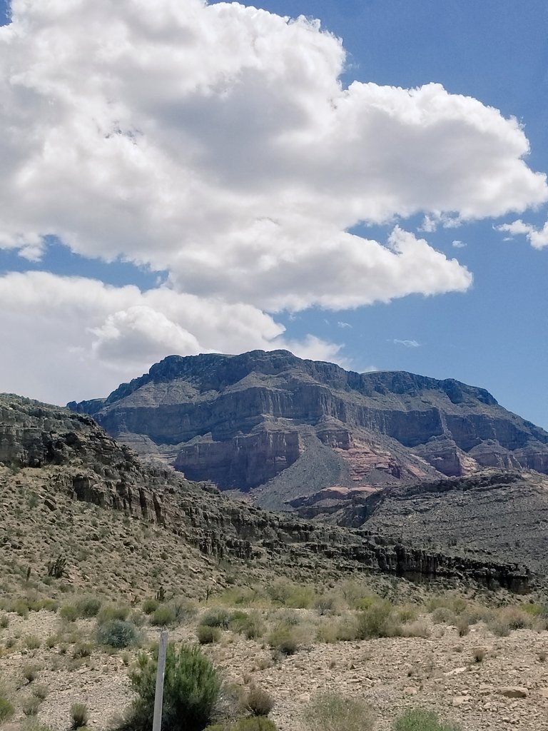 davistaylortc's tweet photo. Endless desert and white puffy clouds. Good sight seeing from the road today. #roadtrip #yellowstonebound https://t.co/qJiLua3nAB