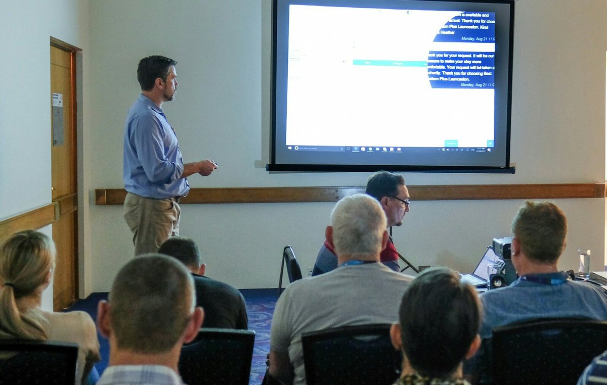 BWAConvention's tweet photo. Wkshp 2: Wood: "Runtriz is customised to offer a convenient, real-time service to guests that increases your hotel revenue." #BWAConvention https://t.co/rGodlTP41R