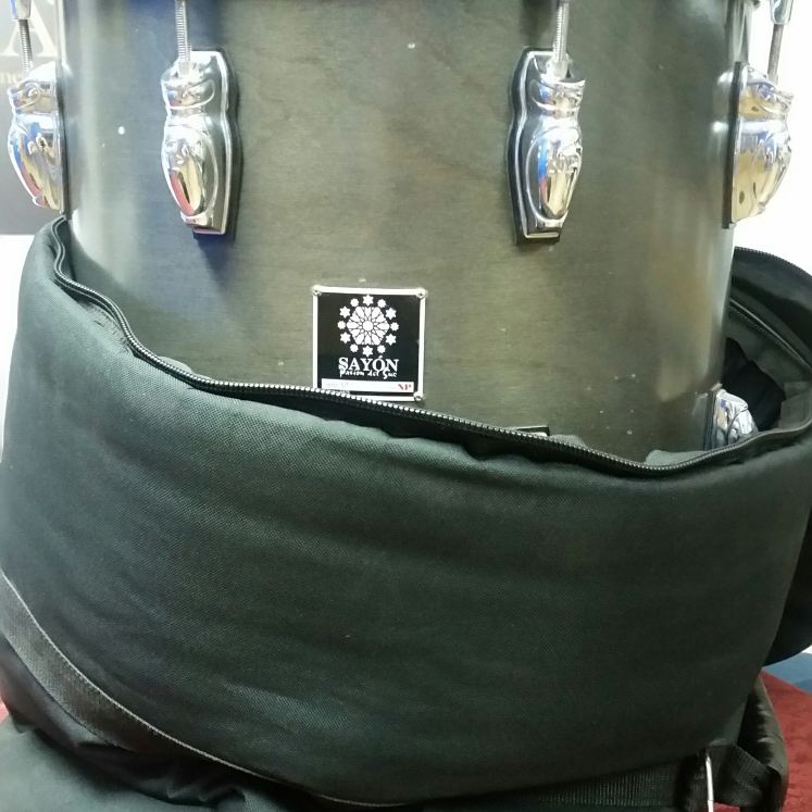 dearmonia_com's tweet photo. Se Venden 2 Timbal o bombo Np sayón pasion del sur 38x34, parches de aceite recien puestos.  Fundas acolchadas de 33mm incluidas. 619712943. https://t.co/qR7TYo9DOI