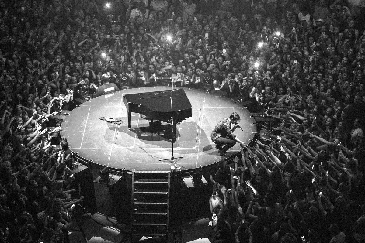 ShawnAccess's tweet photo. #IlluminateTourPittsburgh https://t.co/hRQGS9M2Lf