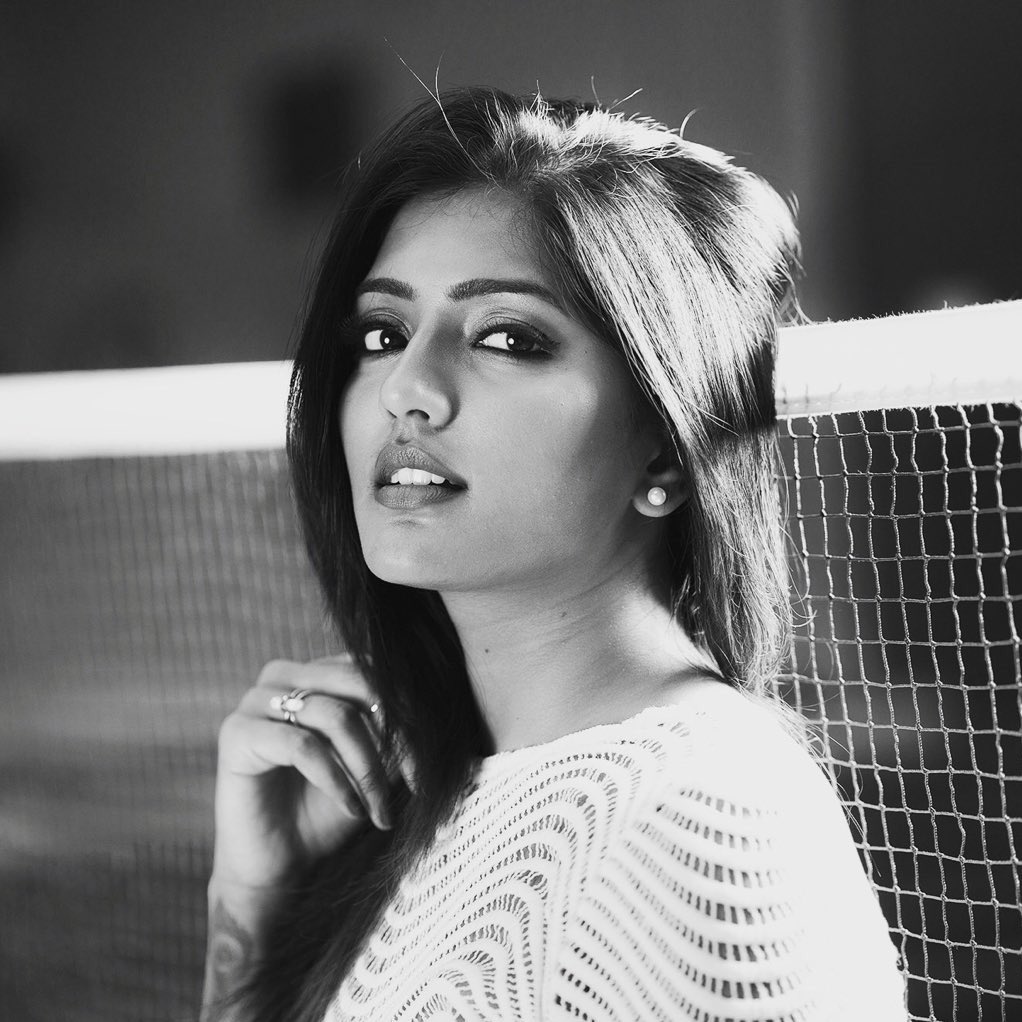 andhrabcc's tweet image. Retweeted Eesha Rebba (@YoursEesha):

#NewProfilePic #ChangeDaGame #blackandwhite  fb.me/6vPSyQWXX