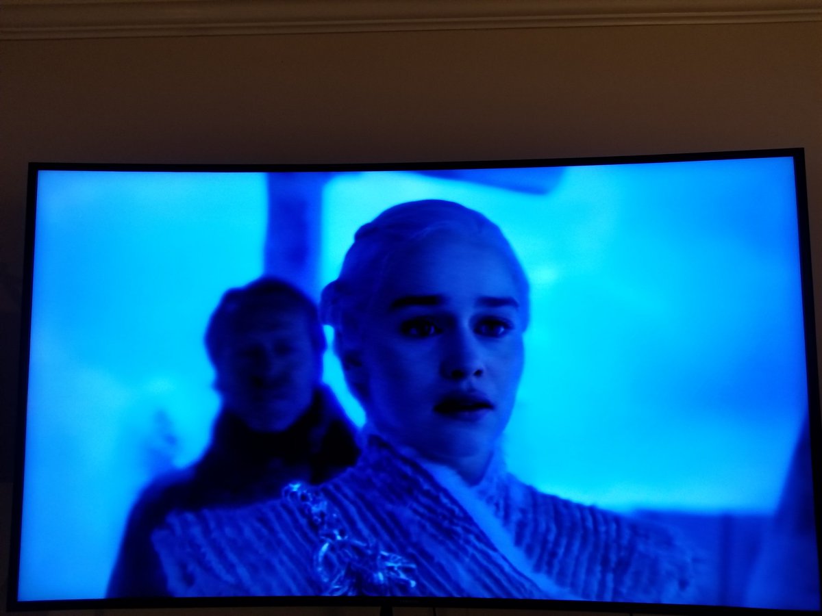 Raquel777Raquel's tweet photo. #GameOfThones oh so many emotions.Yelling @ the tv @ top of lungs,crying,jumping up! Why does this feel like the Super bowl. 👏👏👏👏💋💋💋💕💕💕💕 https://t.co/ppeMIwxmDb