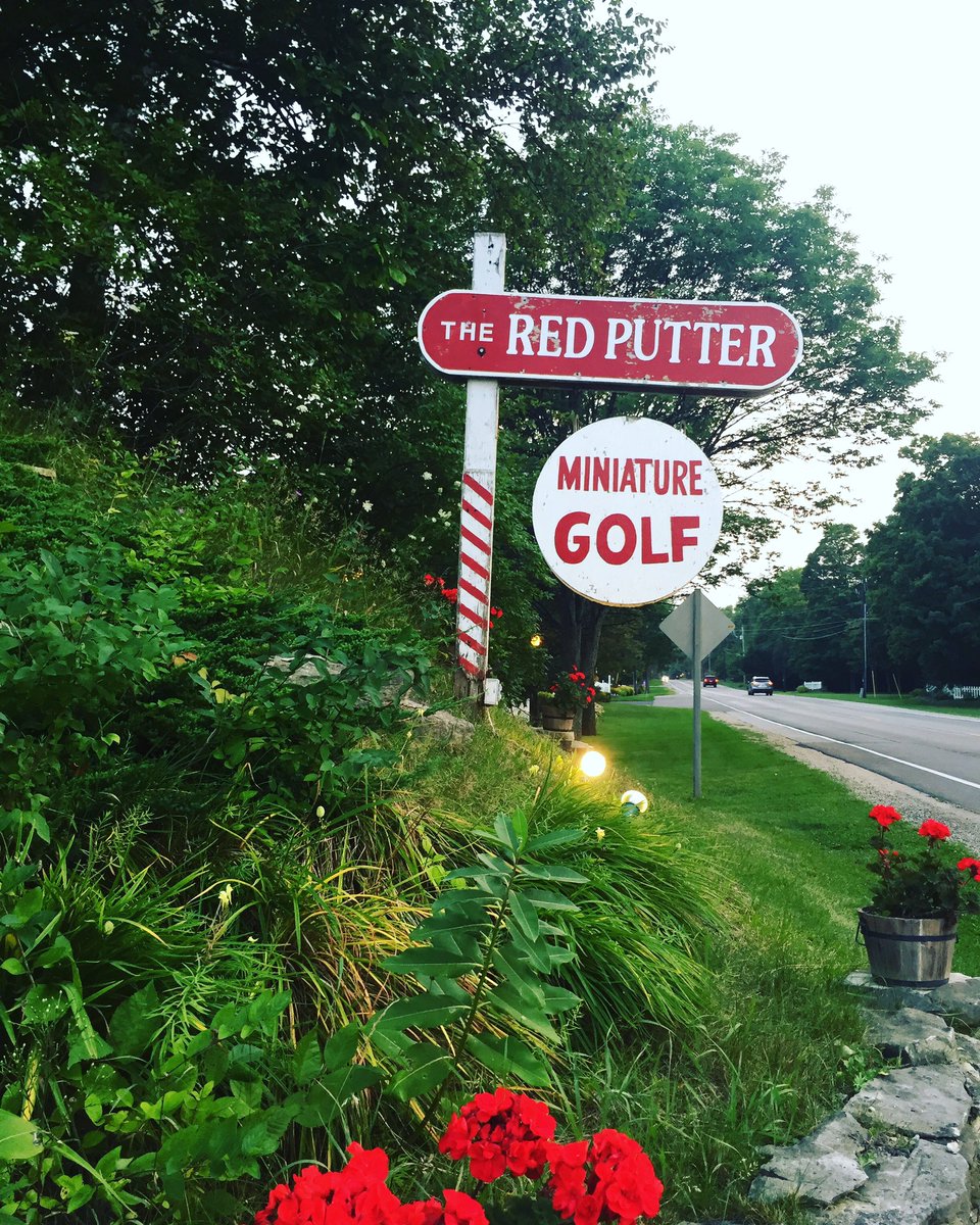 vintique_resale's tweet photo. A great way to end the weekend (and our busiest week! 🙏) at one of our most favorite hang-outs! #redputter #doorcountysummer #ephraim https://t.co/84mh0eG0OL