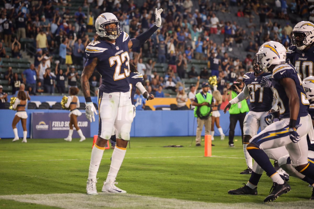 chargers's tweet photo. INT ➡️ 🏠 ➡️ 🕺

#NOvsLAC https://t.co/8Cx3YHhoZR