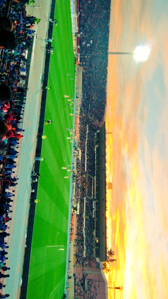 casaez's tweet photo. Esta tarde apoyando al #leon con @yogyyogy #Msanchez y #fdelcampo #VamosLaU @udechile @Vamos_la_U @U_LOSDEABAJO https://t.co/IcvePjwuMs