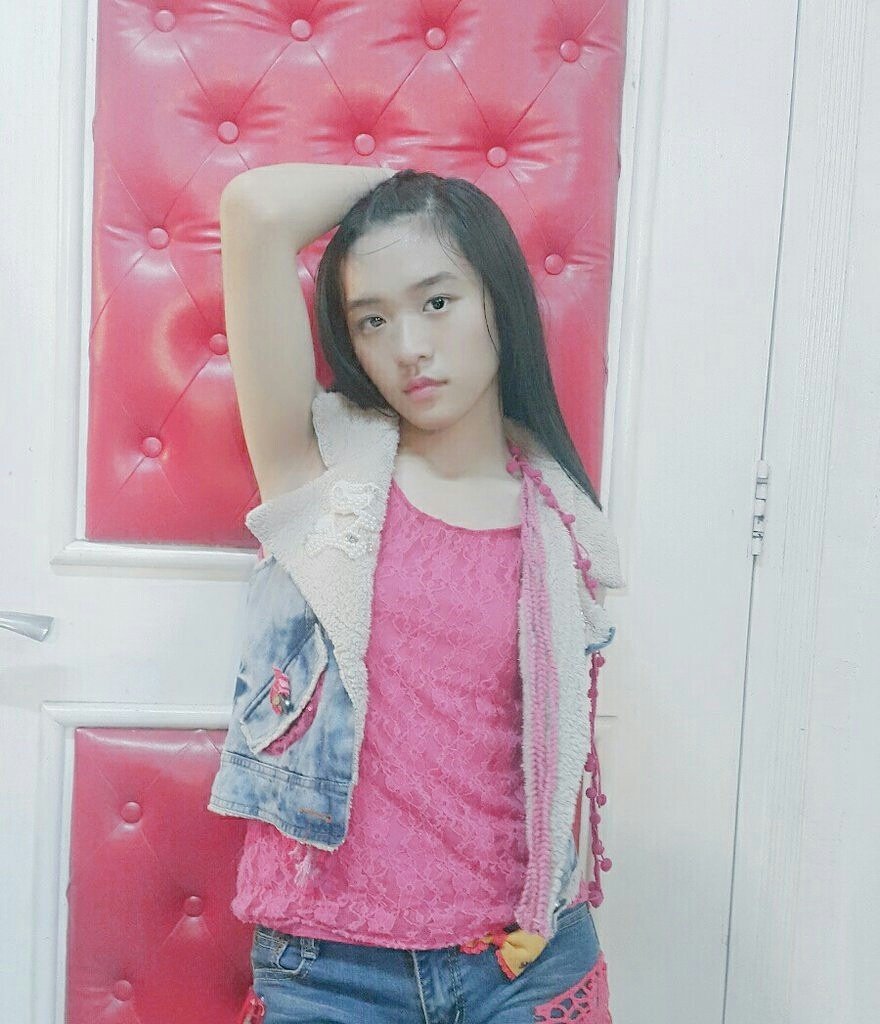 Wotalucknut_'s tweet photo. Anak polos ulang tahun🎁🎋🎊🎉 .Semngad trus @Celine_JKT48 
#Happ16irlCelineJKT48 #WeLoveYouCeline 
#WotaLucknut https://t.co/fevlXv9KvY