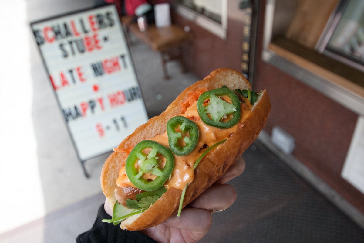 Summer is still on! Join us for biers and brats at our LATE NIGHT happy hour everyday from 9-11.