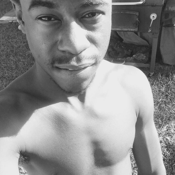 sheamason's tweet photo. 🙌 YASSS It's time for #liveme's show A&amp;R💎 : https://t.co/W6omeXmCTY https://t.co/DERrUhB5mO