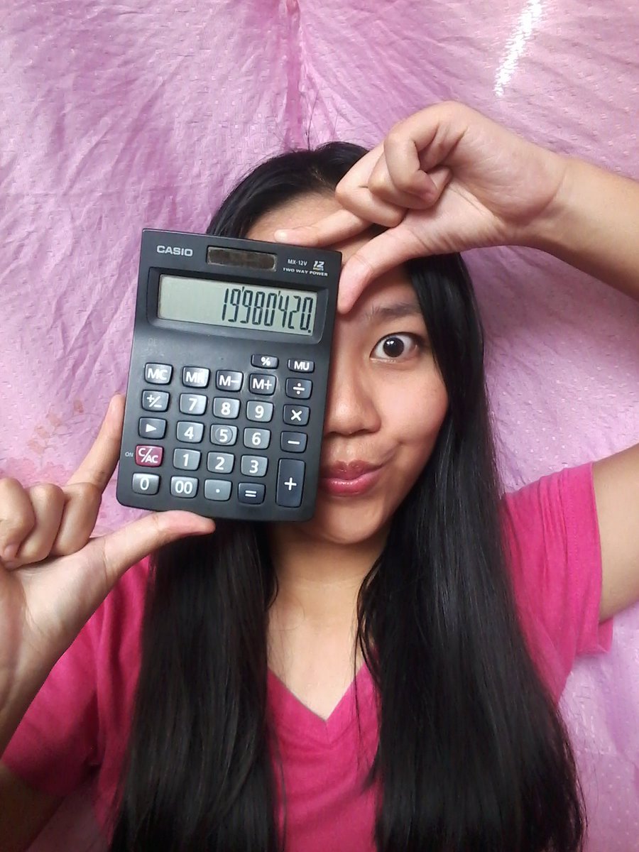ajeandemesa's tweet image. every accounting student&apos;s best friend: CALCULATOR