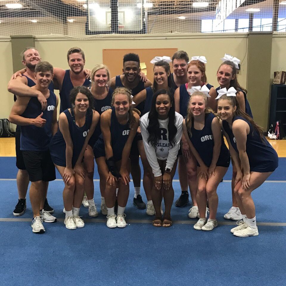 itstatumyo's tweet photo. Is not just cheerleading... it's a family ๐ #orucheer https://t.co/LAmUtGhRSp