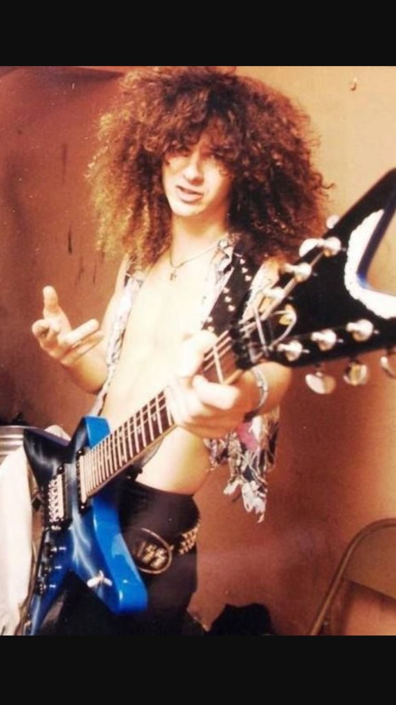 21. Dimebag Darrell 

Happy Birthday in heaven you crazy mfer 