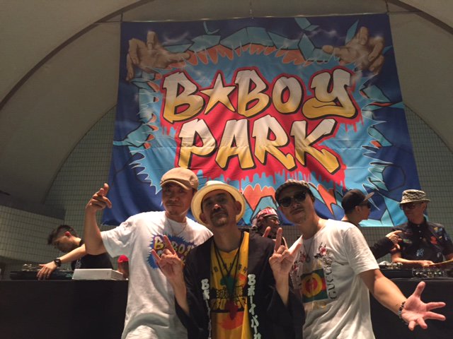 tosakenchannel's tweet photo. BBOY PARK2017 FINAL お疲れ様でした！CRAZY-Aリスペクト！！！ #bboypark #crazy_a #chino #koji #ちゃんねるず https://t.co/isGo0ttHkS
