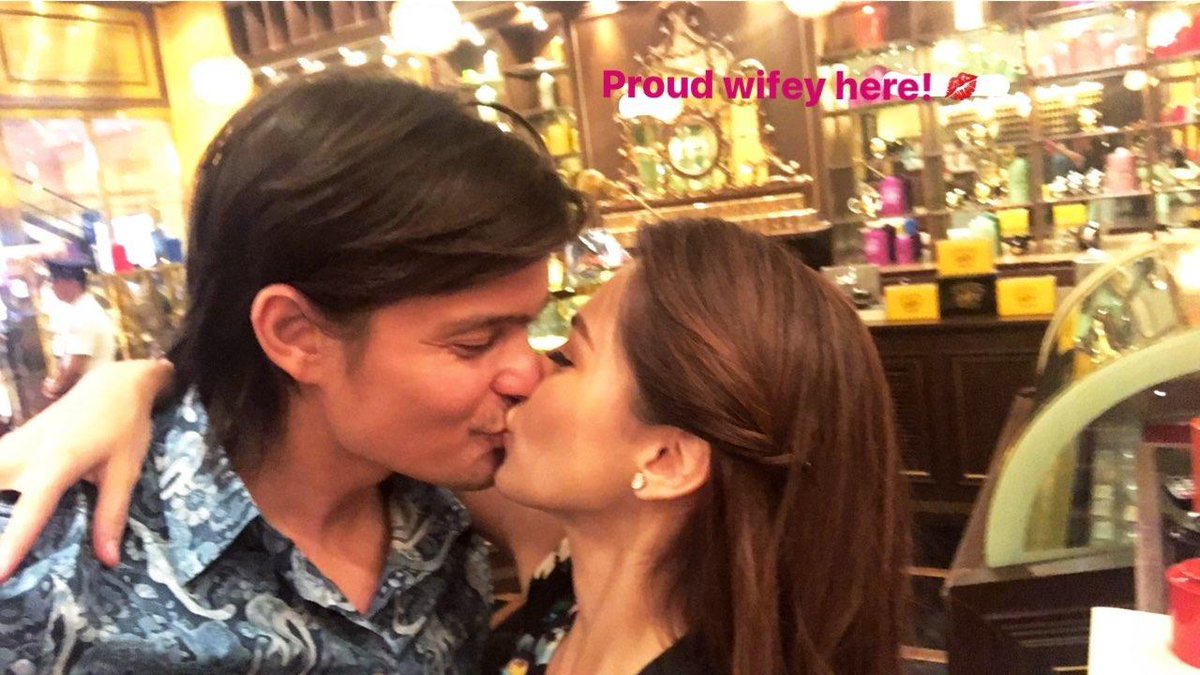 ZDantesFanSite's tweet photo. DongYan kiss at the launching of #IAmSuperPH campaign https://t.co/njLgXge5Sc