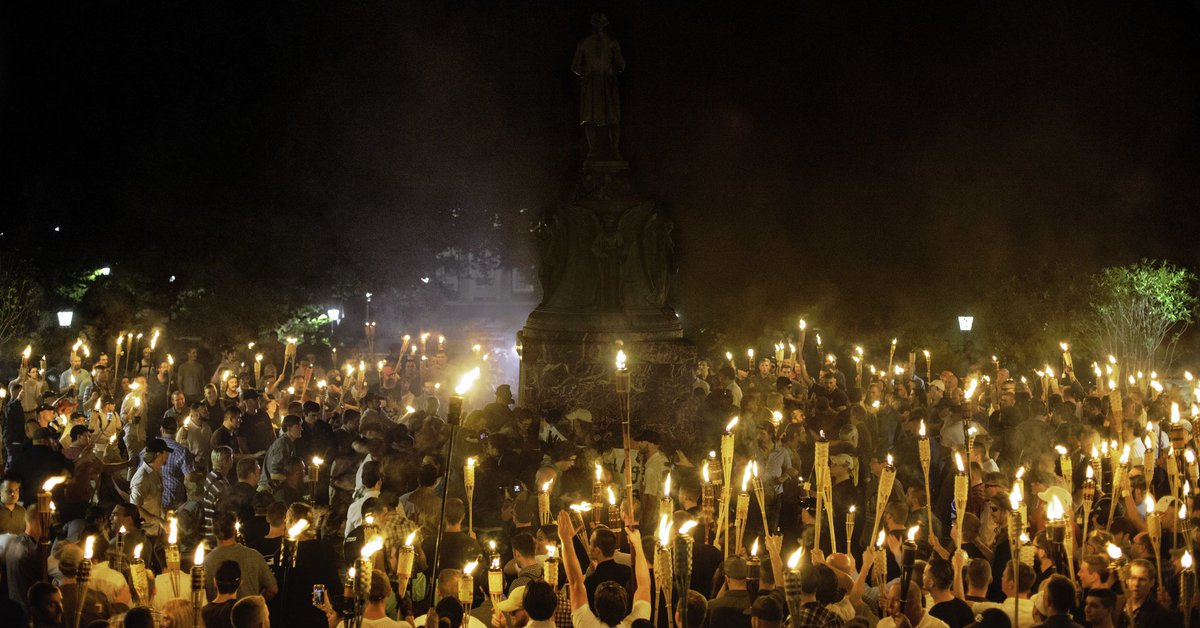 HuffPost's tweet photo. It’s not just Trump, federal law enforcement is not very focused on far-right extremism https://t.co/nY3cSHN86M https://t.co/jNMCU7CDPm