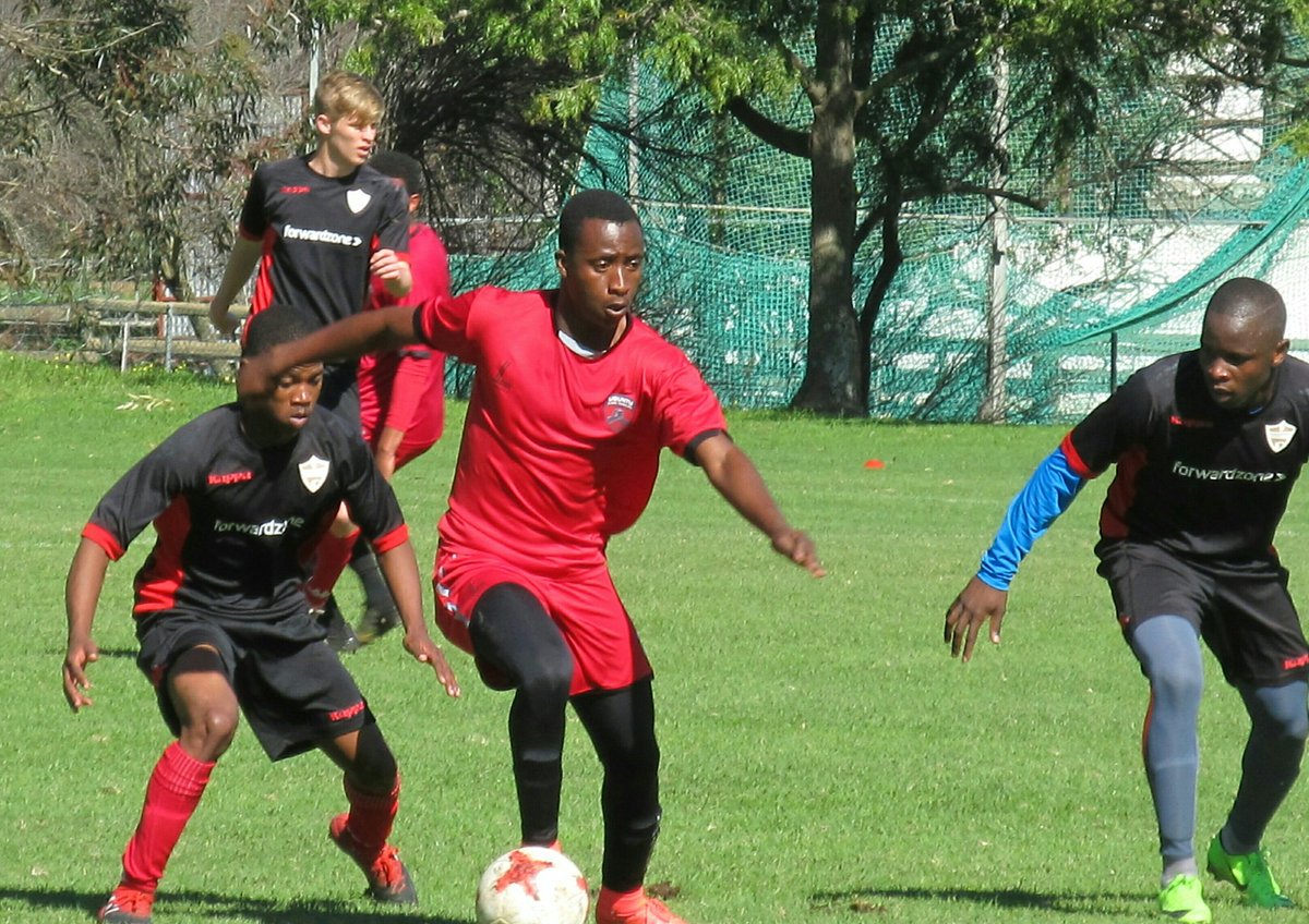 StelliesStan's tweet photo. 📢 #NFD Match Day Alert!📢
Yip, #NoFalseAlarm
All roads lead to Athlone 🏟 for some Mon derby action as Ubuntu CT host Stellenbosch - 15H00. ⚽💥 https://t.co/KGanjSIdqm