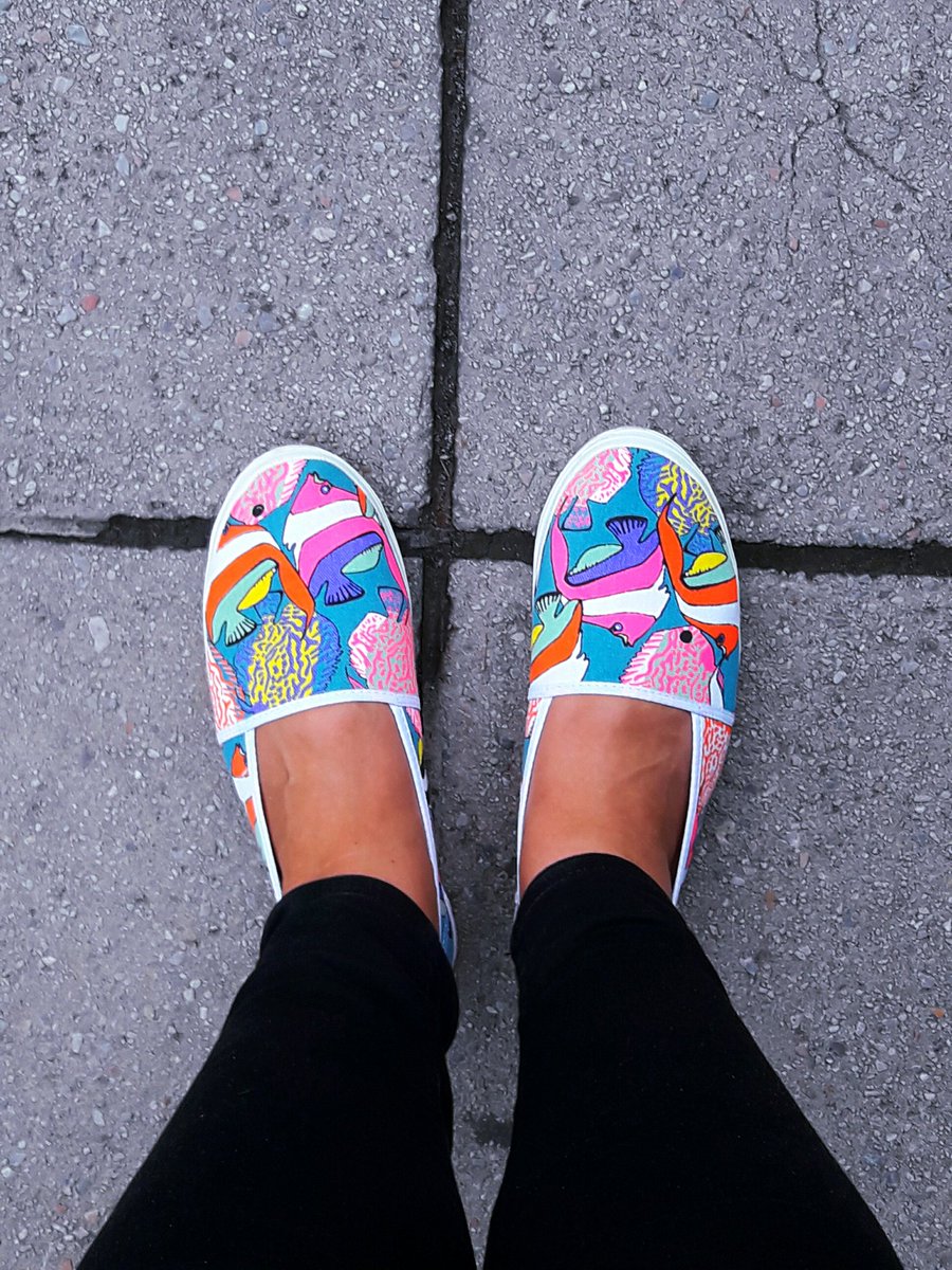 Irma_A_P's tweet photo. Šarenim #Startas espadrilama protiv visočke magluštine i sivila 😄 #Borovo https://t.co/TbfMdwbqIu