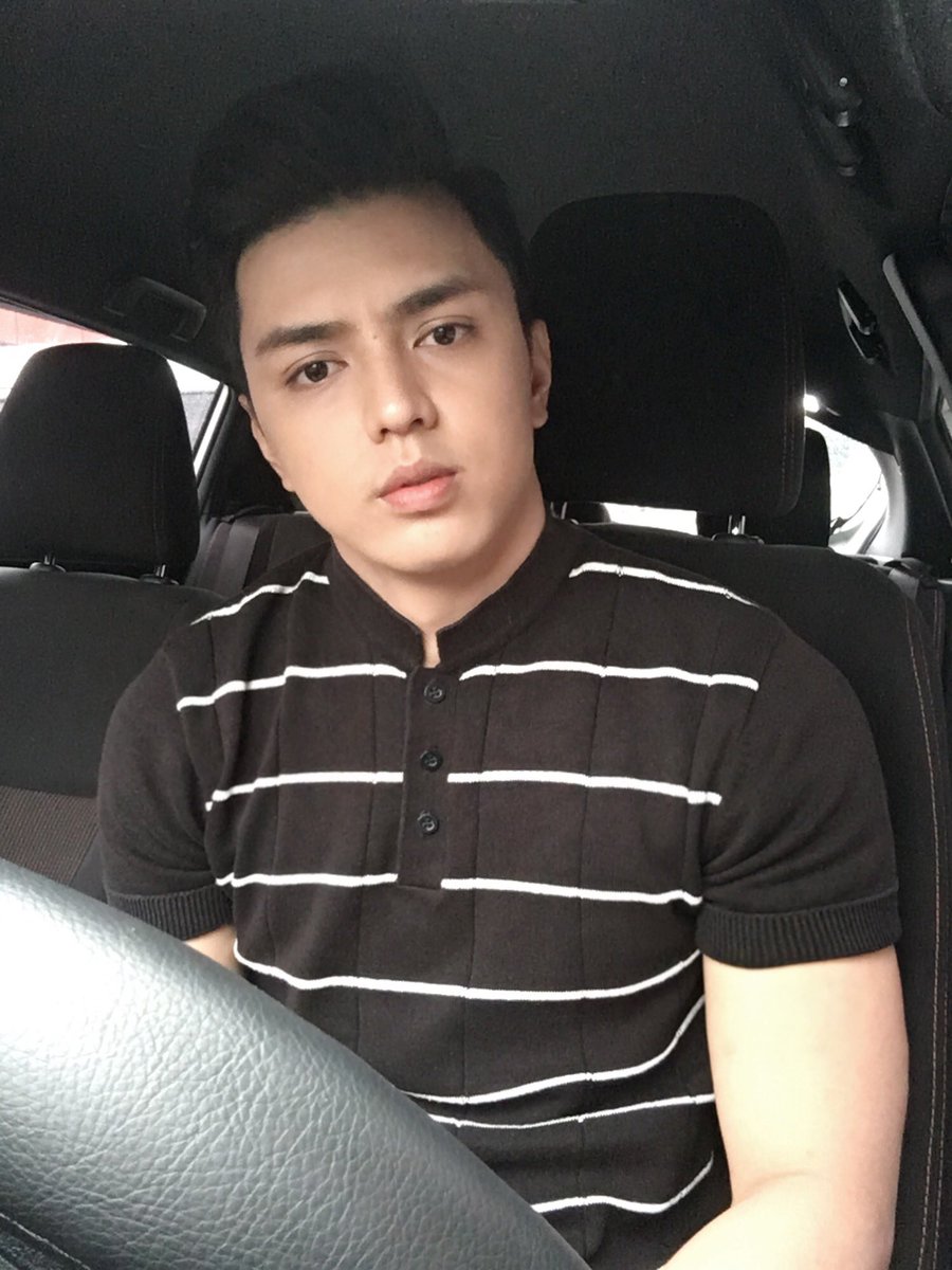 joelpalencia1's tweet image. Malimit na pag tingin 👀 
Zup everyone 👌🏻