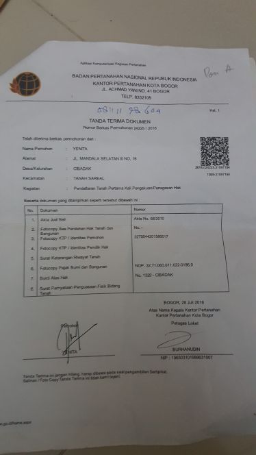 primagandhi's tweet photo. @Erry_JP Asw.Ibu kepala bpn kota bogor yg baik.Mau lapor bu!ibu saya buat sertifikat dikotabogor sudah 1 tahun 2 bulan belum jadi bu.was https://t.co/POqM2MXC34