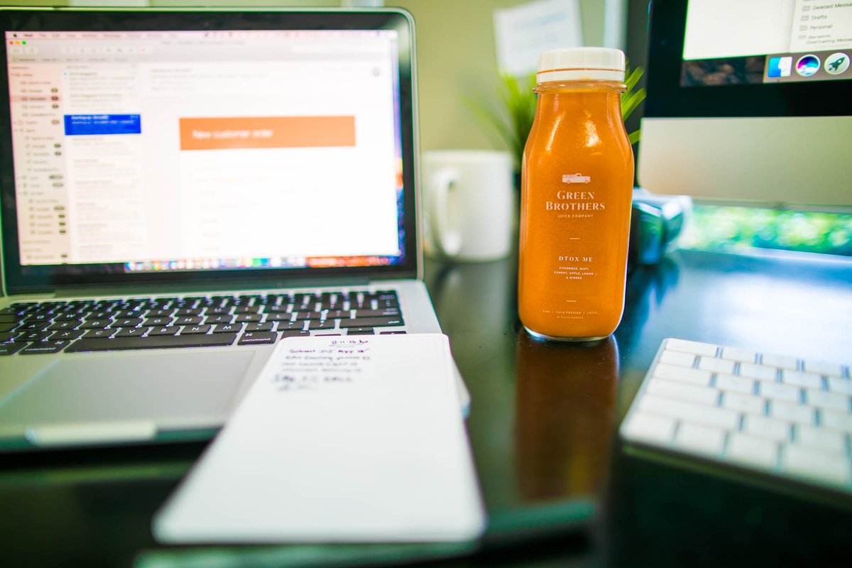 DTOX from the weekend and prepare for a killer week. Happy Monday juicers!