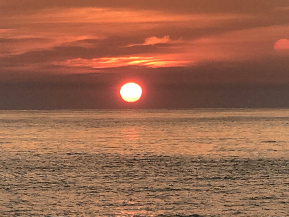 evilottos's tweet image. #sunrise on #SolarEclipse17 Day from #BethanyBeach @JenCarfagno @JimCantore @weatherchannel @HewsonSally