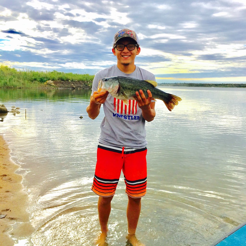 Sam_boy02's tweet photo. #NewProfilePic https://t.co/RaFsdAOAvq