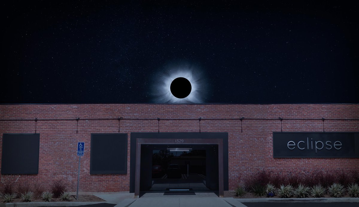 eclipsead's tweet photo. Enjoy the eclipse, with eclipse! #Eclipse2017 https://t.co/9fbLDYOGzz
