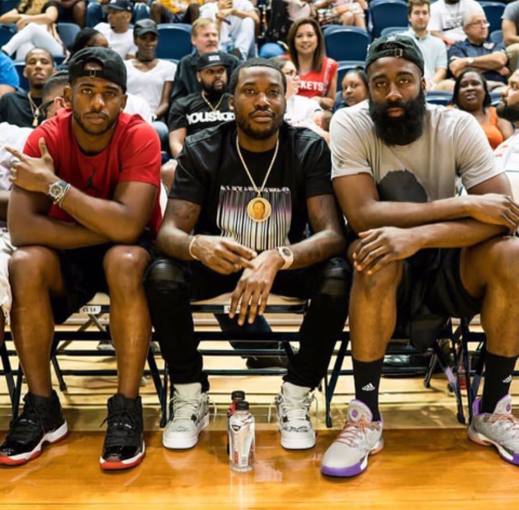r78renteria's tweet photo. @JHarden13 @CP3 @MeekMill #ReferenceNumber https://t.co/XyYxfLbWaQ