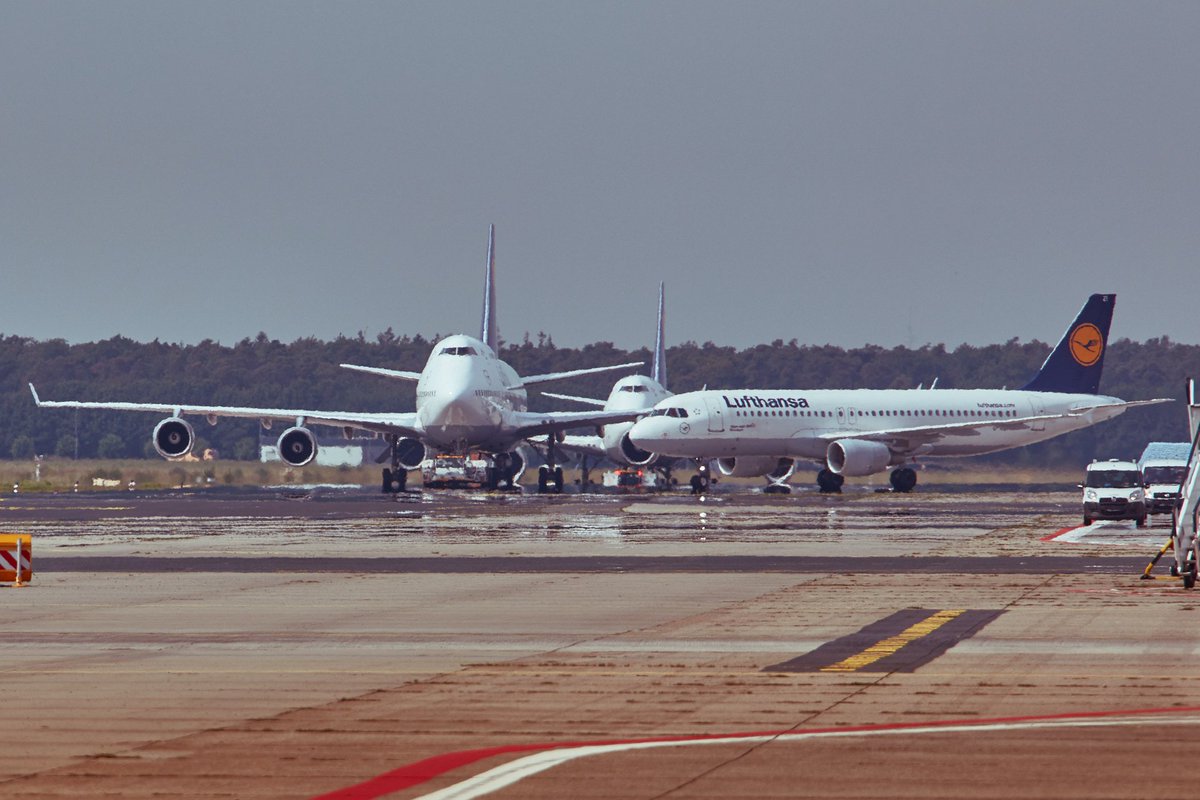 Nicht drängeln, jeder kommt dran und darf in die neue Woche starten! #MondayMotivation