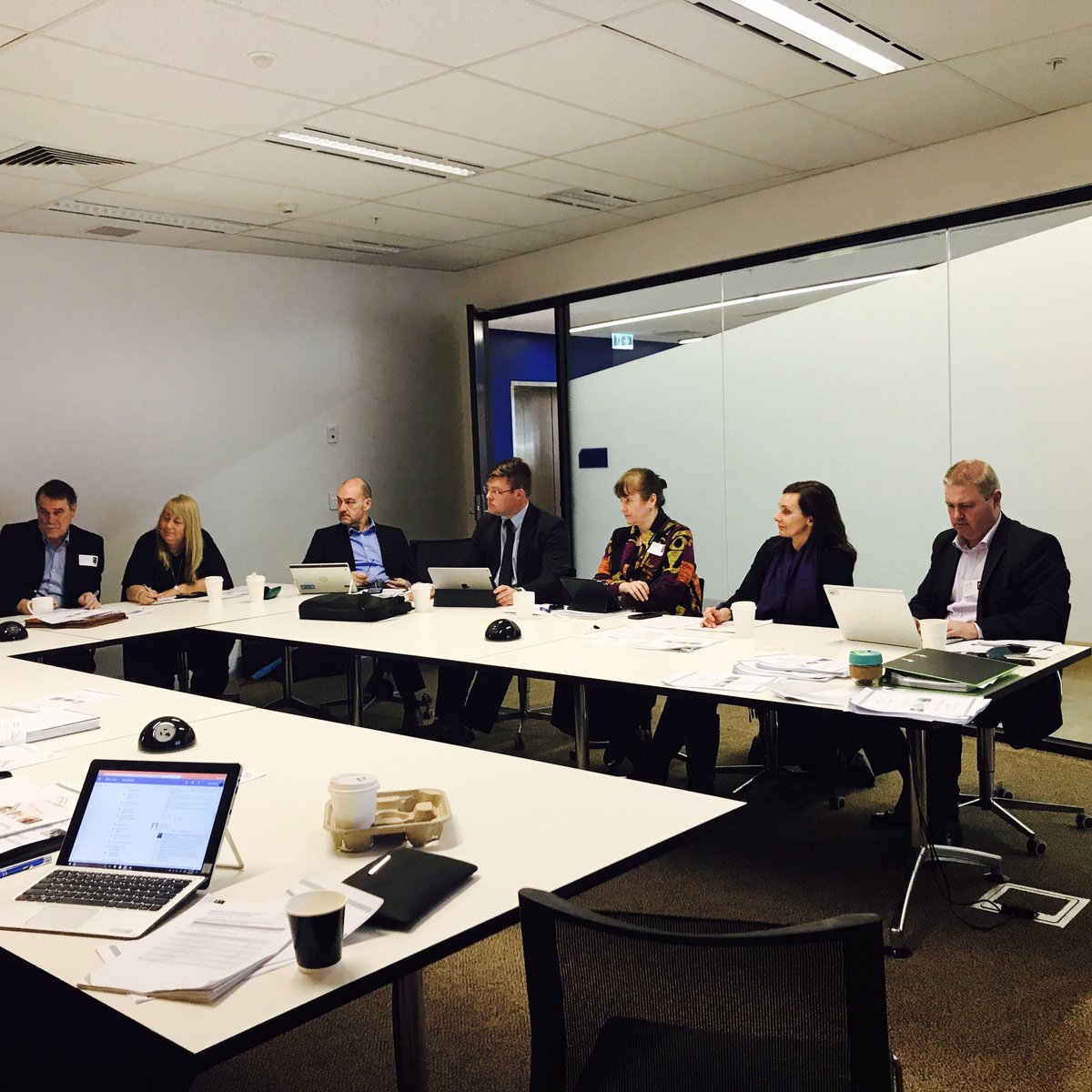 KellyGrigsbyCEO's tweet photo. Gr8 session finalising our Canberra Delegation with our Mayors from the Western Region #LeadWest https://t.co/AV7uRQSTE2