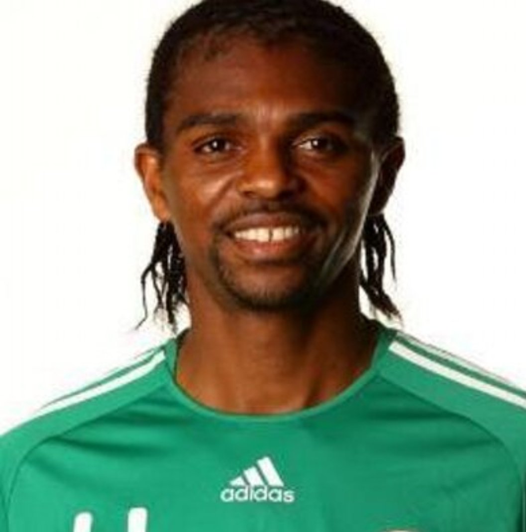 A few weeks late, but happy 29th Birthday to legend Nwankwo Kanu 